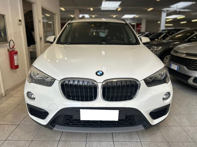 BMW X1 sDrive18i Advantage - foto 3 di 4