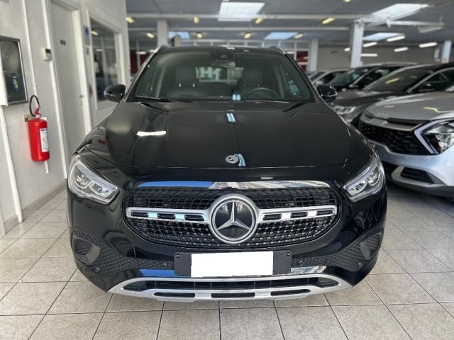 Mercedes-Benz GLA 200 d Automatic Sport Plus - foto 2 di 4