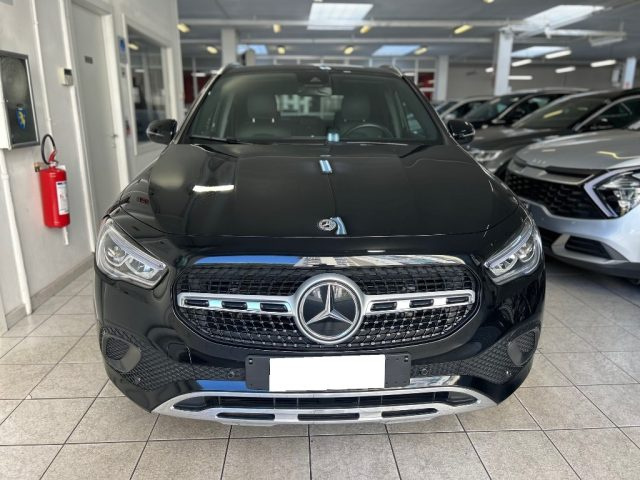 Mercedes-Benz GLA 200 d Automatic Sport Plus - foto 2 di 4