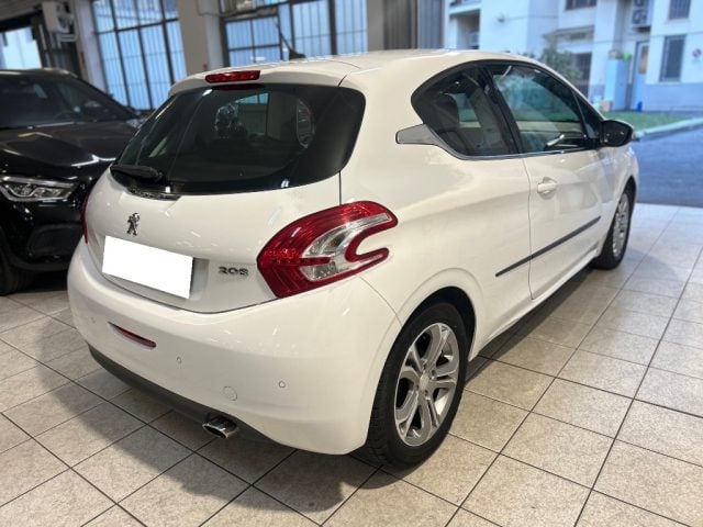 Peugeot 208 1° serie 1.2 VTi 82 CV 3 porte Allure - foto 4 di 4