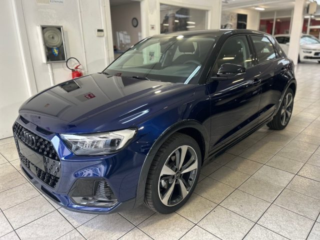 Audi A1 allstreet 30 TFSI S tronic Identity Contrast - foto 2 di 4