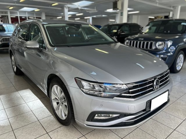 Volkswagen Passat Variant 2.0 TDI SCR EVO DSG Business usato a TORINO