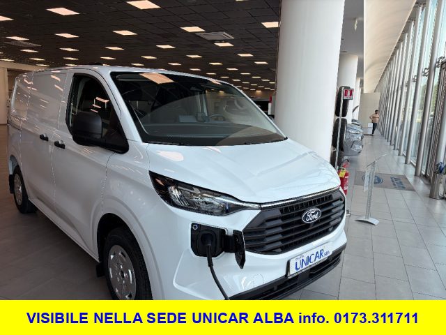 Ford Transit Custom 320 L1H1 2.5L PHEV 233CV VAN TREND - foto 2 di 4