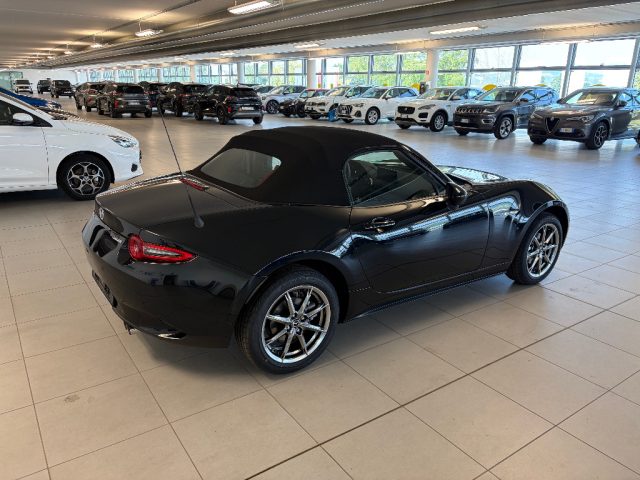 Mazda MX-5 1.5L Skyactiv-G Exclusive-Line - foto 4 di 4