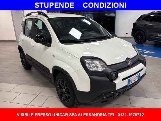 Fiat Panda 1.0 ibrida/benzina 70cv. City Cross Trussardi - foto 3 di 4