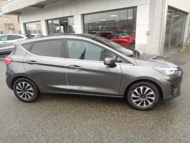 Ford Fiesta 1.1 75 CV GPL 5 porte Titanium - foto 4 di 15