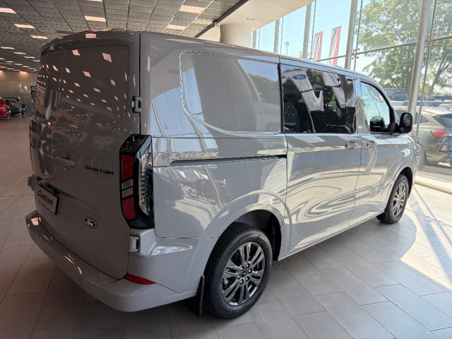 Ford Transit Custom 320L1 VAN DOPPIA CABINA TITANIUM 2.0TD 136CV - foto 4 di 4