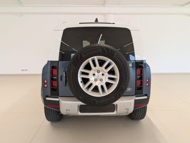 Land Rover Defender 110 3.0D I6 250 CV AWD Auto Hard Top S - AUTOCARRO - foto 4 di 4