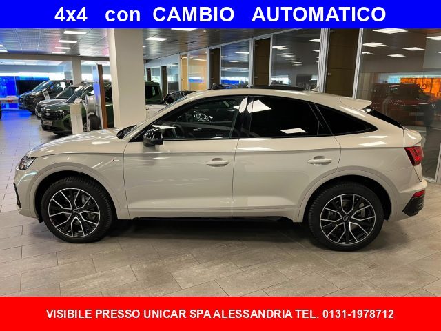 Audi Q5 SportBack 40 2.0 ibrido/diesel 204cv. 4x4 S line - foto 3 di 4