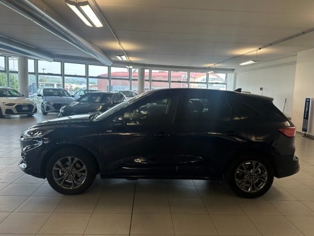 Ford Kuga 2.500 BENZINA PLUG IN HYBRID 225 CV ST-LINE - foto 4 di 4