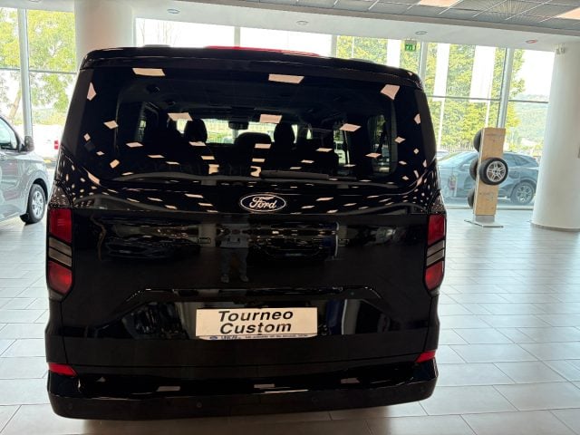 Ford Tourneo Custom 320 L1 2.0TDCI 170CV C.AUTOM. TITANIUM 8P - foto 4 di 4