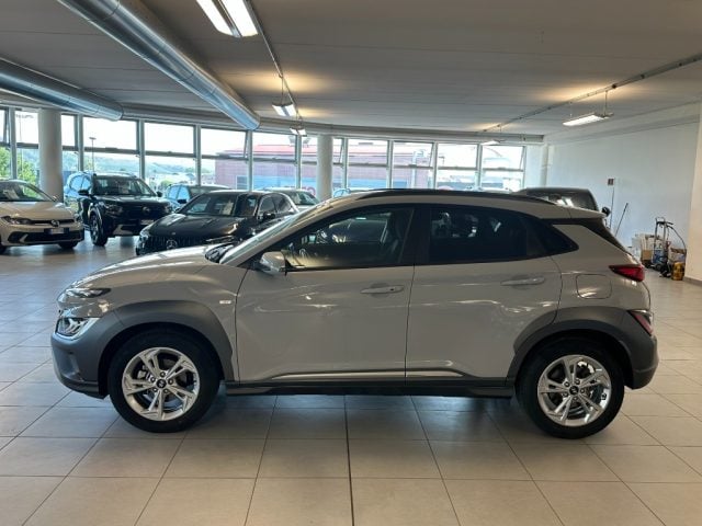 Hyundai KONA 1.000 BENZINA HYBRID 120 CV X-LINE + SAFETY PACK - foto 4 di 4