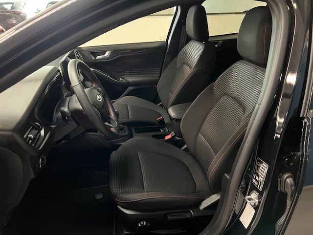 Ford Focus 1.0 EcoBoost Hybrid 125 CV 5p. ST-Line usato a ALBA
