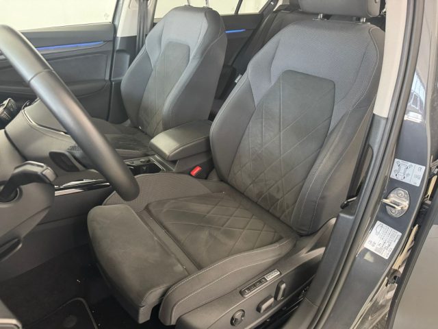 Volkswagen Golf 2.0 TDI 150 CV DSG SCR Style, del 2023, 48.400 km, in vendita a Alba (CN)