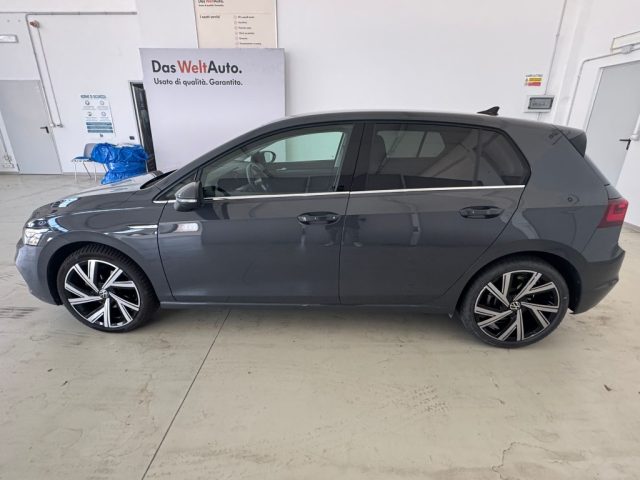 Volkswagen Golf 2.0 TDI 150 CV DSG SCR Style, del 2023, 48.400 km, in vendita a Alba (CN)