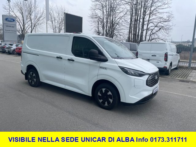 Ford E-Transit CUSTOM VAN 320L1H1 71KW 136CV TREND nuovo a ALBA