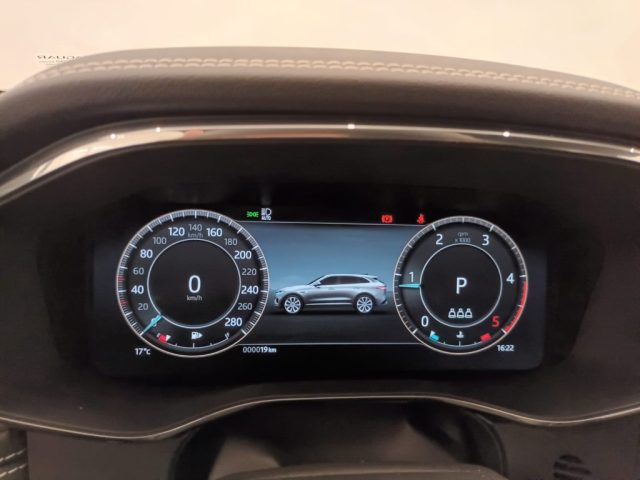 Jaguar F-Pace 2.0 D 163 CV AWD aut. R-Dynamic S usato a ALBA