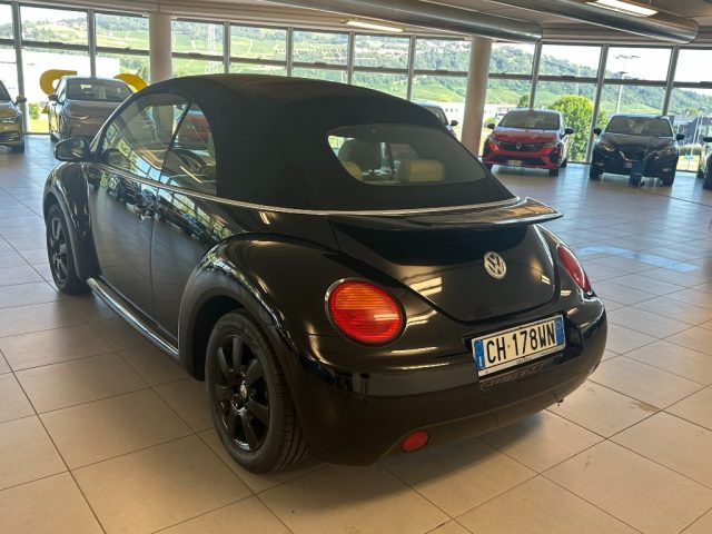 Volkswagen New Beetle 1.600 BENZINA 102 CV CABRIO usato a ALBA