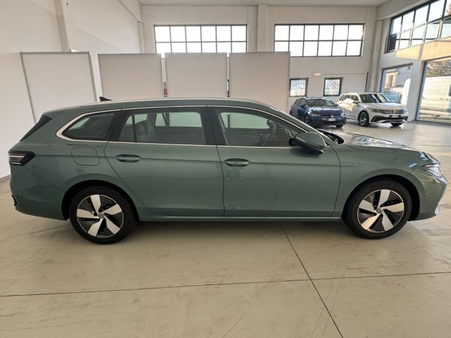 Volkswagen Passat 1.5 eTSI 150 CV DSG Business - foto 4 di 15
