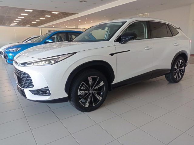 MG HS HEV Comfort - foto 4 di 17