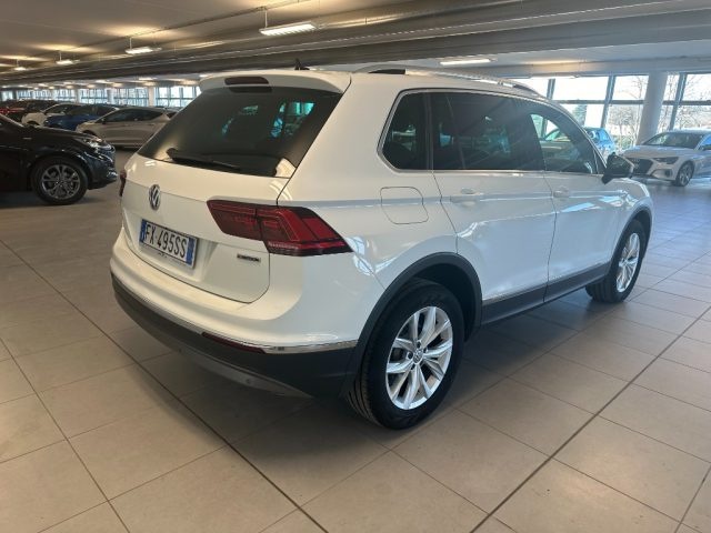 Volkswagen Tiguan 2.0 TDI SCR DSG 4MOTION Advanced BMT usato a ALBA