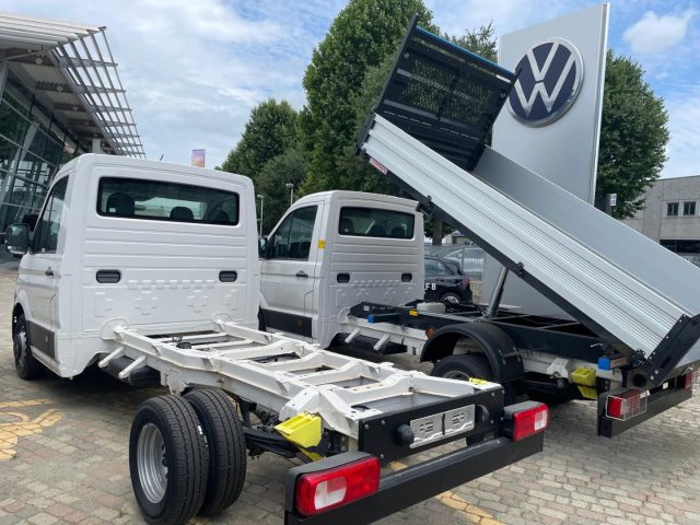 Volkswagen Crafter 35 2.0 TDI 163CV RWD PM Cabinato - foto 3 di 4