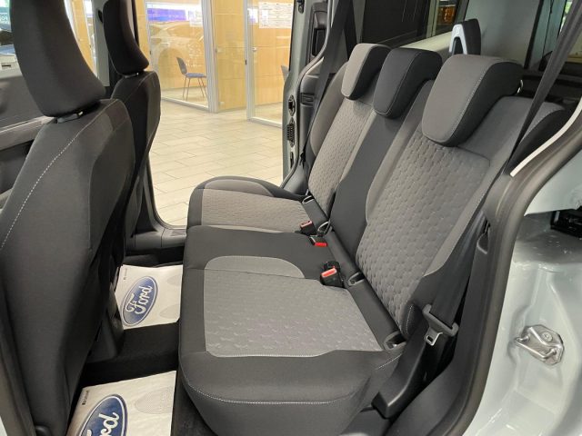 Ford Tourneo Courier TITANIUM 1.0 benz. 125cv AUTOCARRO 5 POSTI, NUOVA!, 1 km, in vendita a Alba (CN)