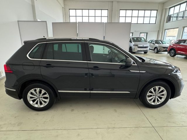 Volkswagen Tiguan 1.5 TSI ACT Life - foto 4 di 16
