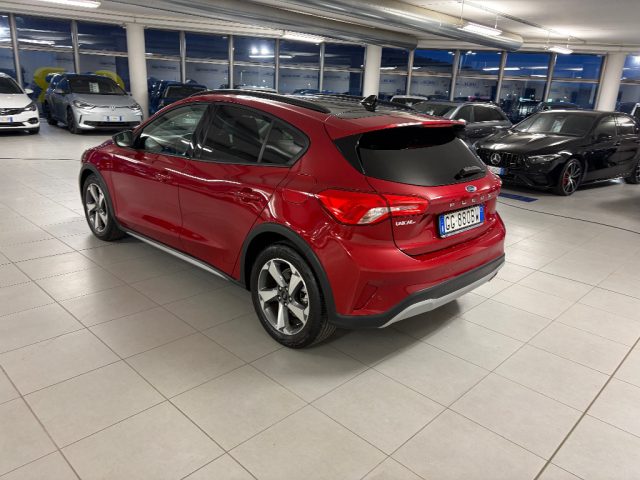 Ford Focus 1.0 ECOB.HYBRID 125CV ACTIVE usato a ALBA