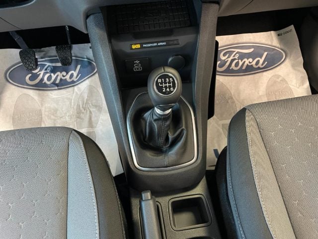 Ford Tourneo Courier TITANIUM 1.0 benz. 125cv AUTOCARRO 5 POSTI, NUOVA!, 1 km, in vendita a Alba (CN)