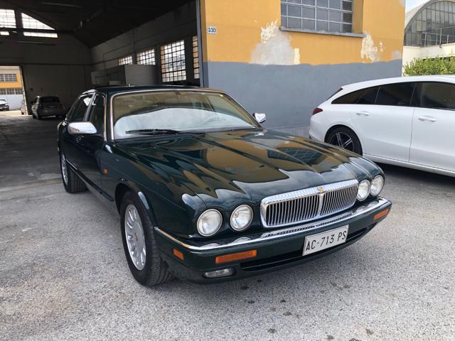 Jaguar Daimler 4.0 cat six usato a OZZANO DELL EMILIA