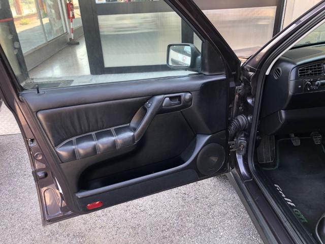 Volkswagen Golf 2.0 16V cat 5 porte GTI ASI, del 1994, 204.000 km, in vendita a Ozzano Dell Emilia (BO)