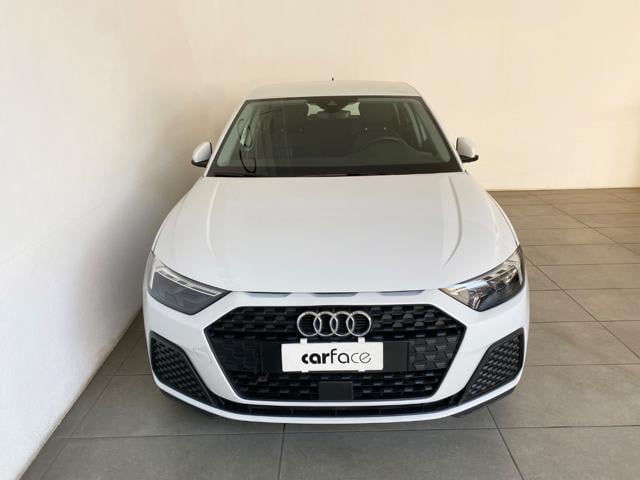 Audi A1 25 TFSI - NEOPATENTATI - foto 2 di 4