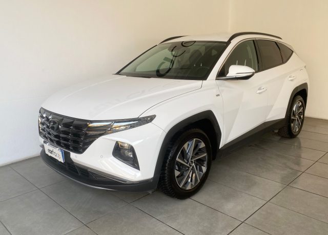 Hyundai TUCSON 1.6 Exellence, del 2023, 30.000 km, in vendita a Bergamo (BG)