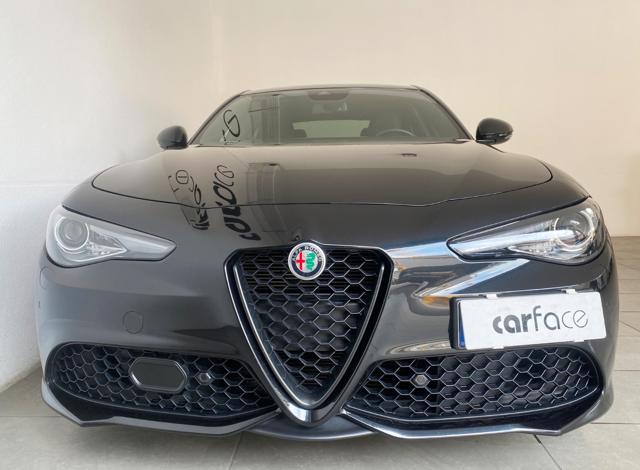 Alfa Romeo Giulia 2.2 Turbodiesel 210 CV AT8 AWD Q4 Veloce - foto 3 di 34
