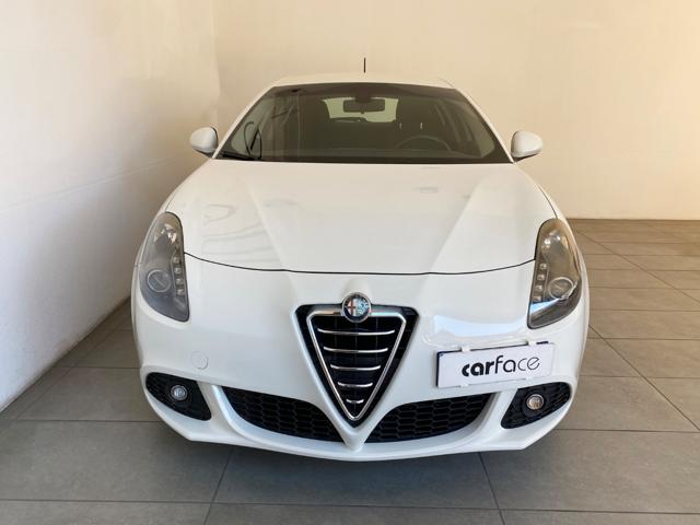 Alfa Romeo Giulietta 1.6 JTDm-2 105 CV Exclusive NEOPATENTATI - foto 2 di 4