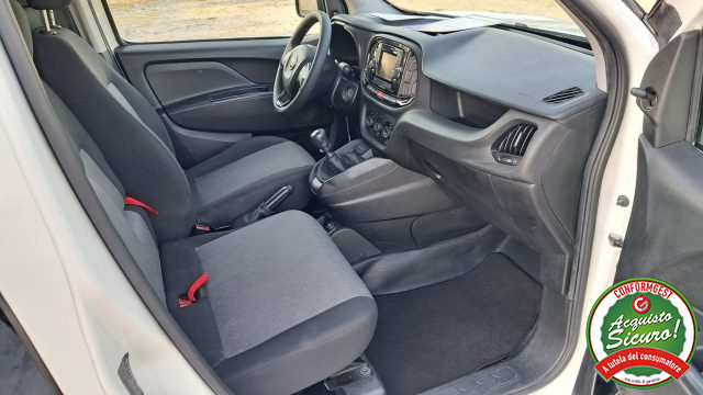 Fiat Doblo Doblò 1.6 MJT 105CV Cargo Maxi Lounge 3 Posti - foto 4 di 4