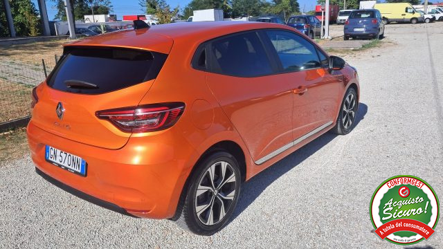 Renault Clio Blue dCi 100 CV 5 porte Evolution - foto 2 di 4