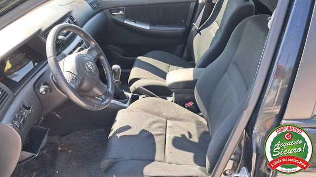 Toyota Corolla 1.4 16V 5 porte Sol - foto 3 di 9