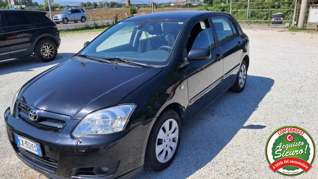 Toyota Corolla 1.4 16V 5 porte Sol, del 2005, 177.000 km, in vendita a Rimini (RN)