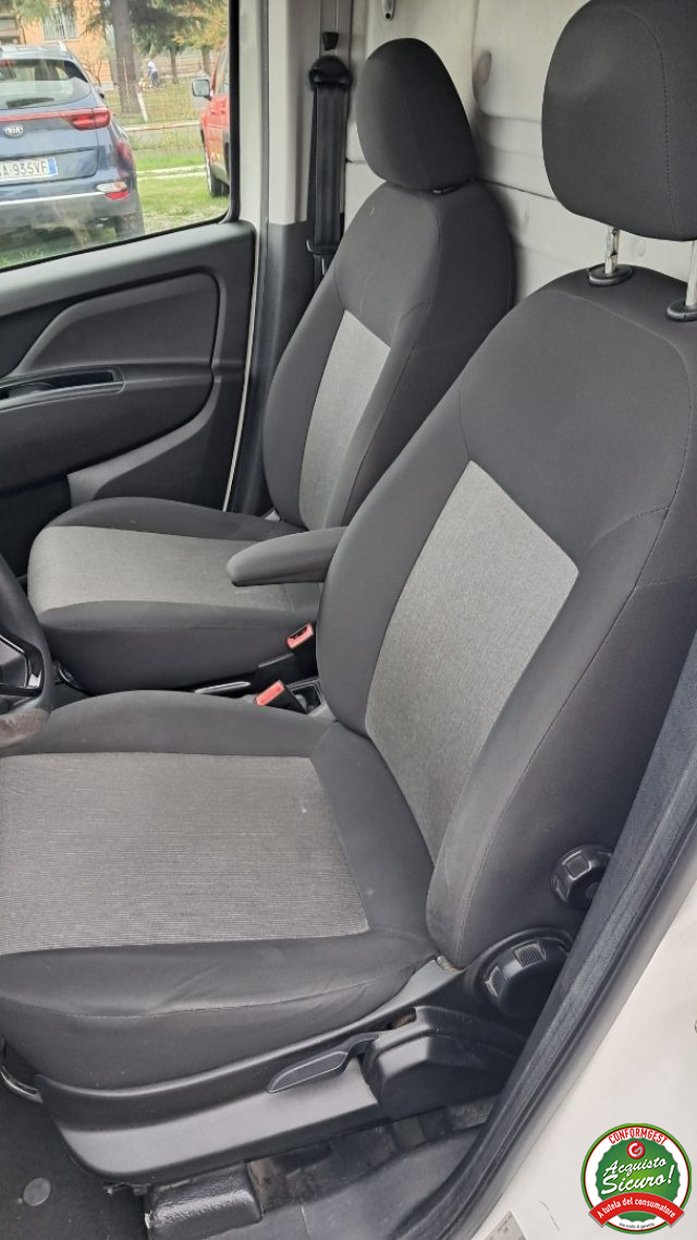 Fiat Doblo Doblò 1.4 Natural Power PC-TN Cargo Lounge - foto 3 di 4