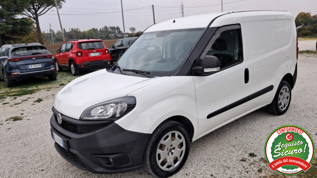 Fiat Doblo Doblò 1.4 Natural Power PC-TN Cargo Lounge, del 2021, 114.000 km, in vendita a Rimini (RN)