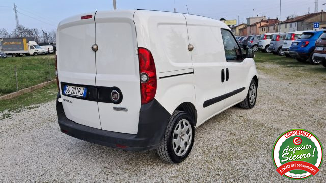 Fiat Doblo Dobl� 1.6 MJT 120CV Cargo Lounge 3 Posti - foto 2 di 4