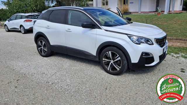 Peugeot 3008 BlueHDi 130 S&S Business usato a RIMINI