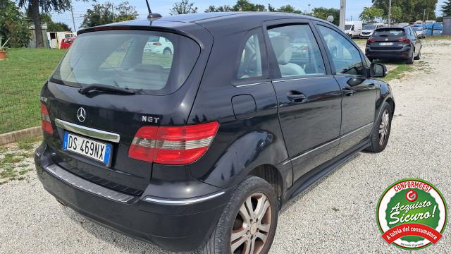 Mercedes-Benz B 170 NGT BlueEFFICIENCY Chrome X Commercianti - foto 2 di 4