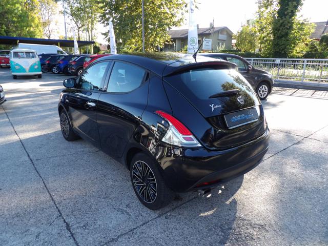 Lancia Ypsilon 1.2 69 CV 5 porte Gold - foto 3 di 4