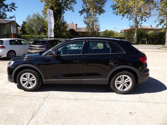 Audi Q3 2.0 TDI 150 CV S tronic Business - foto 2 di 44