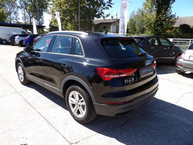 Audi Q3 2.0 TDI 150 CV S tronic Business - foto 3 di 44