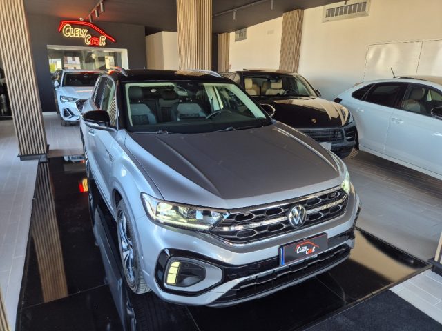 Volkswagen T-Roc 2.0 TDI SCR 150 CV DSG R-Line - foto 2 di 4