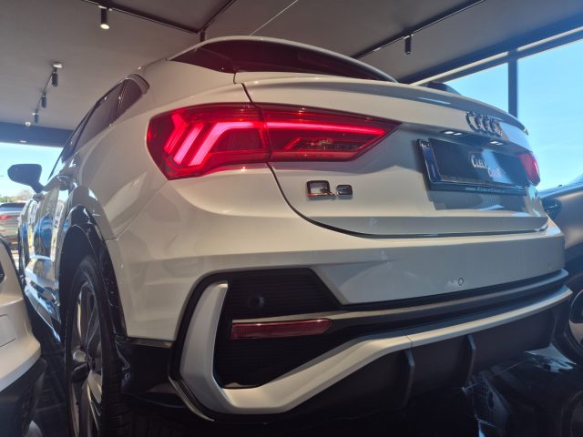 Audi Q3 SPB 35 TDI S tronic S line edition - foto 4 di 4